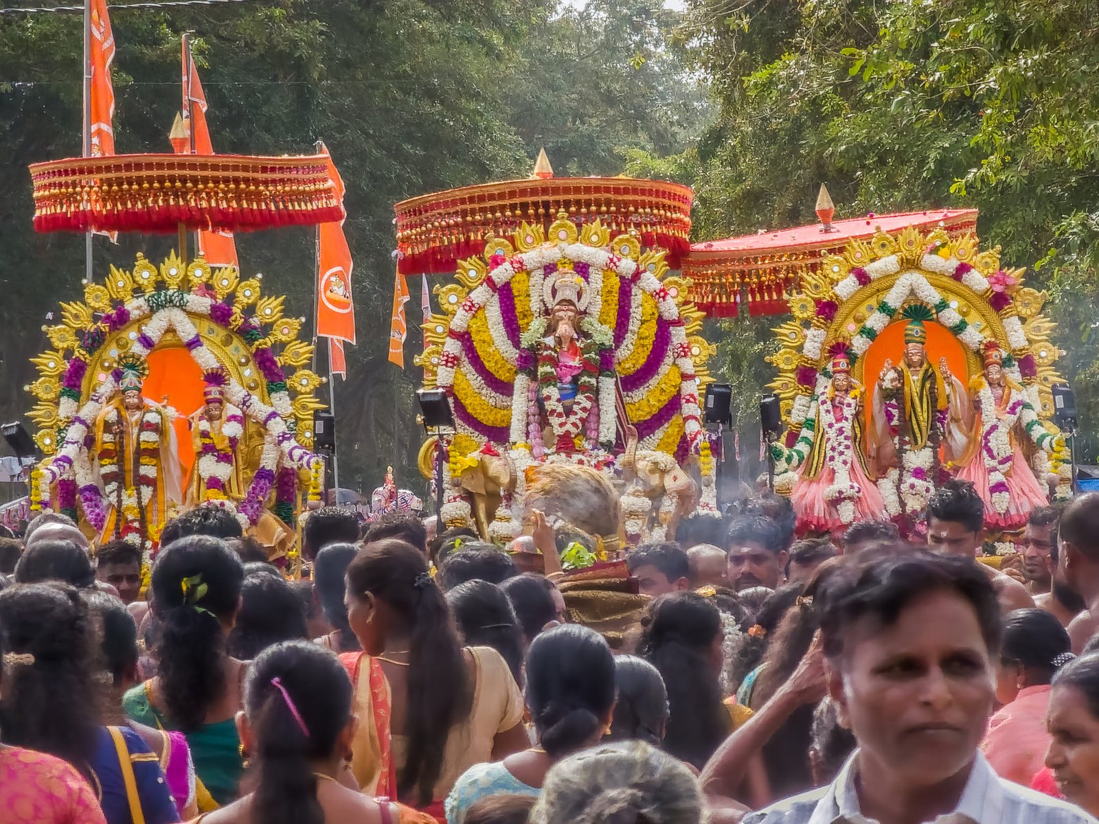 hero-img-01 487433188 10222692930392458 2194888097634950201 N